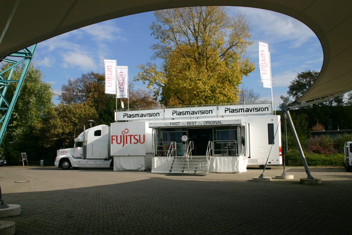Fujitsu InfoVan 12 exterior before the event