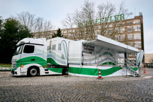 2023 Scaeffler Tour "KEEP THINGS MOVING" IN THE iNFOvAN 17
