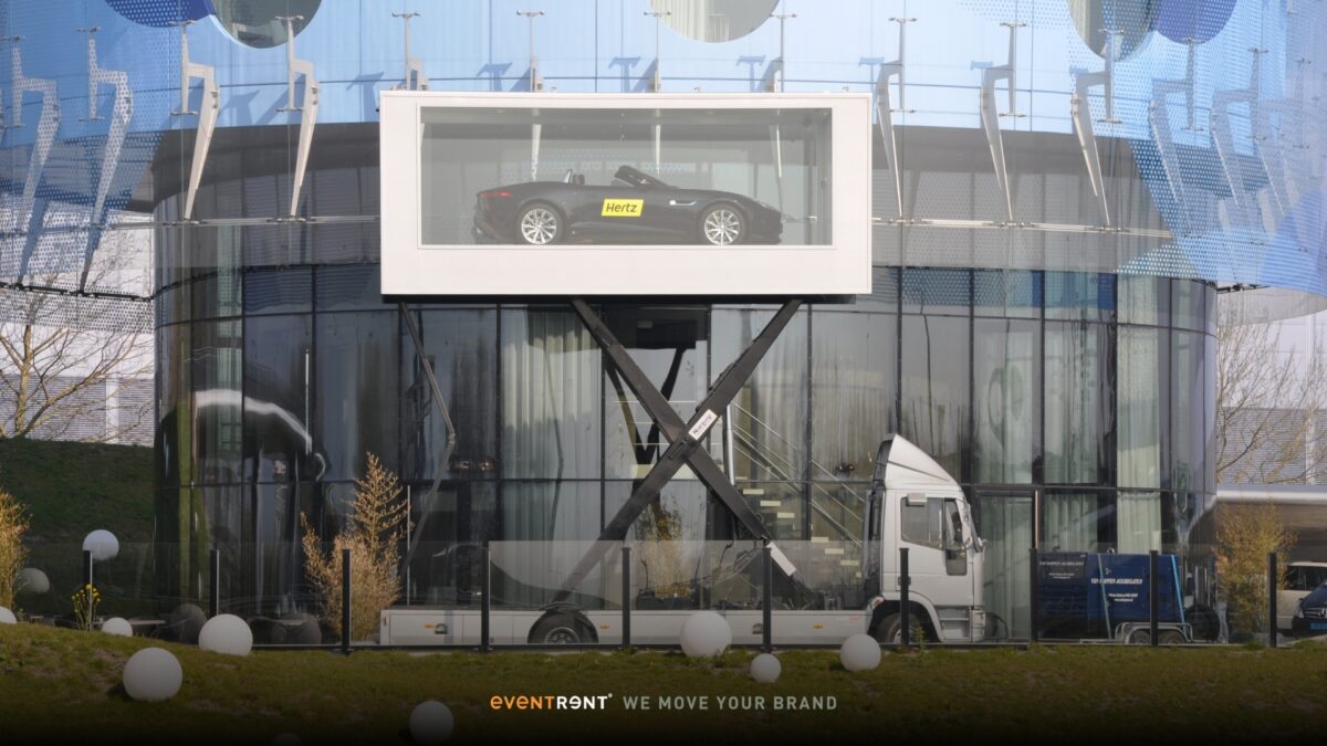 Hertz Netherlands campaign in the Skybox