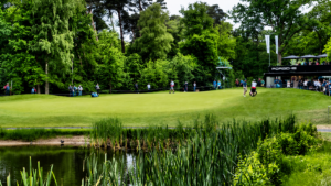 Wat als één hole-in-one je een gloednieuwe Porsche oplevert?